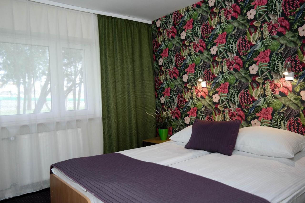 Hotel George 2*