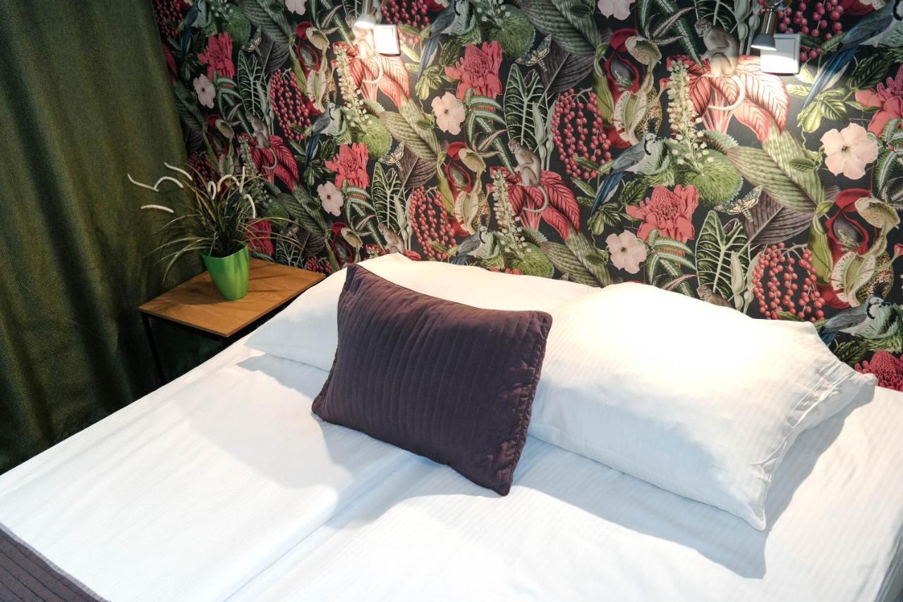 Hotel George 2*